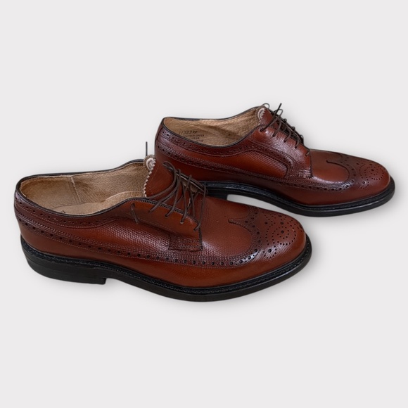 American Gentleman Brown Leather Oxford Wingtip Shoes Size 9 - Vintage Like New - Picture 2 of 6